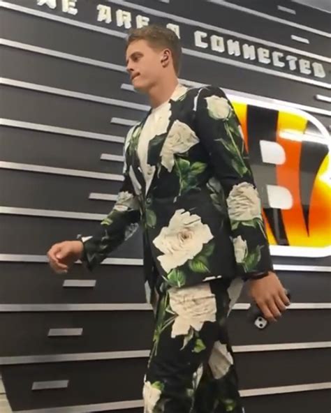 joe burrow suit today.